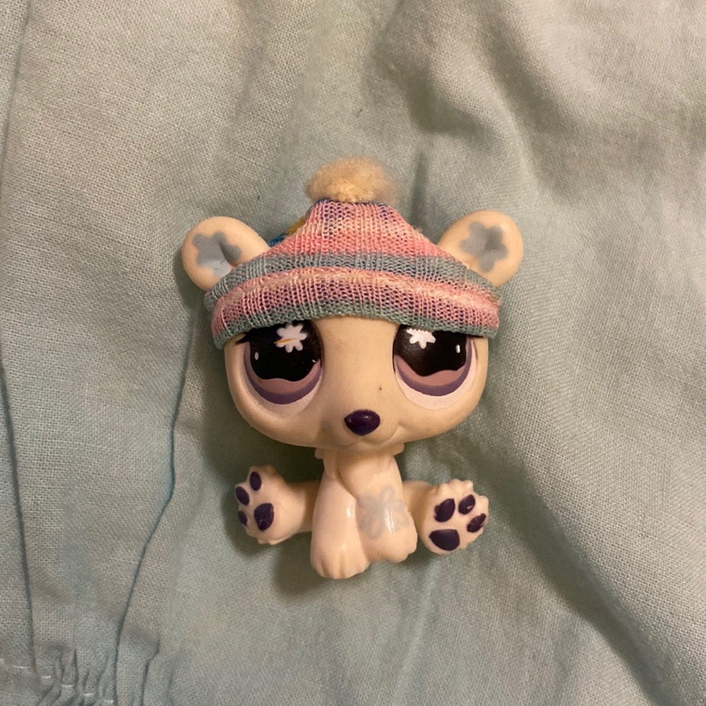 Littlest Pet Shop polar bear